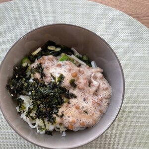 簡単♪我が家の“納豆うどん”